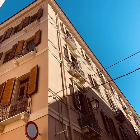 Elegant In 60 M² With Balcony And View Apartment Cagliari