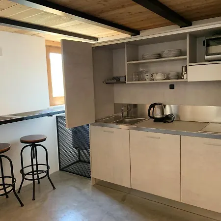 Elegant In 60 M² With Balcony And View *