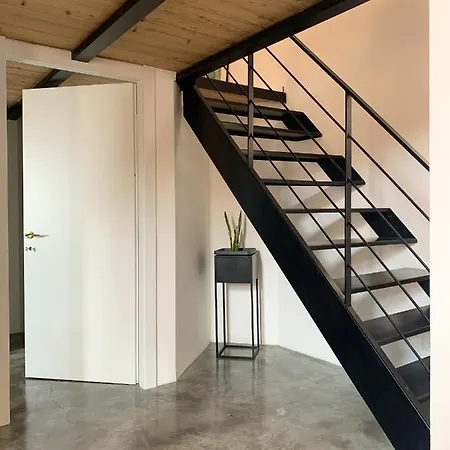 Elegant In 60 M² With Balcony And View Cagliari