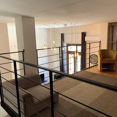 Apartment Elegant In 60 M² With Balcony And View